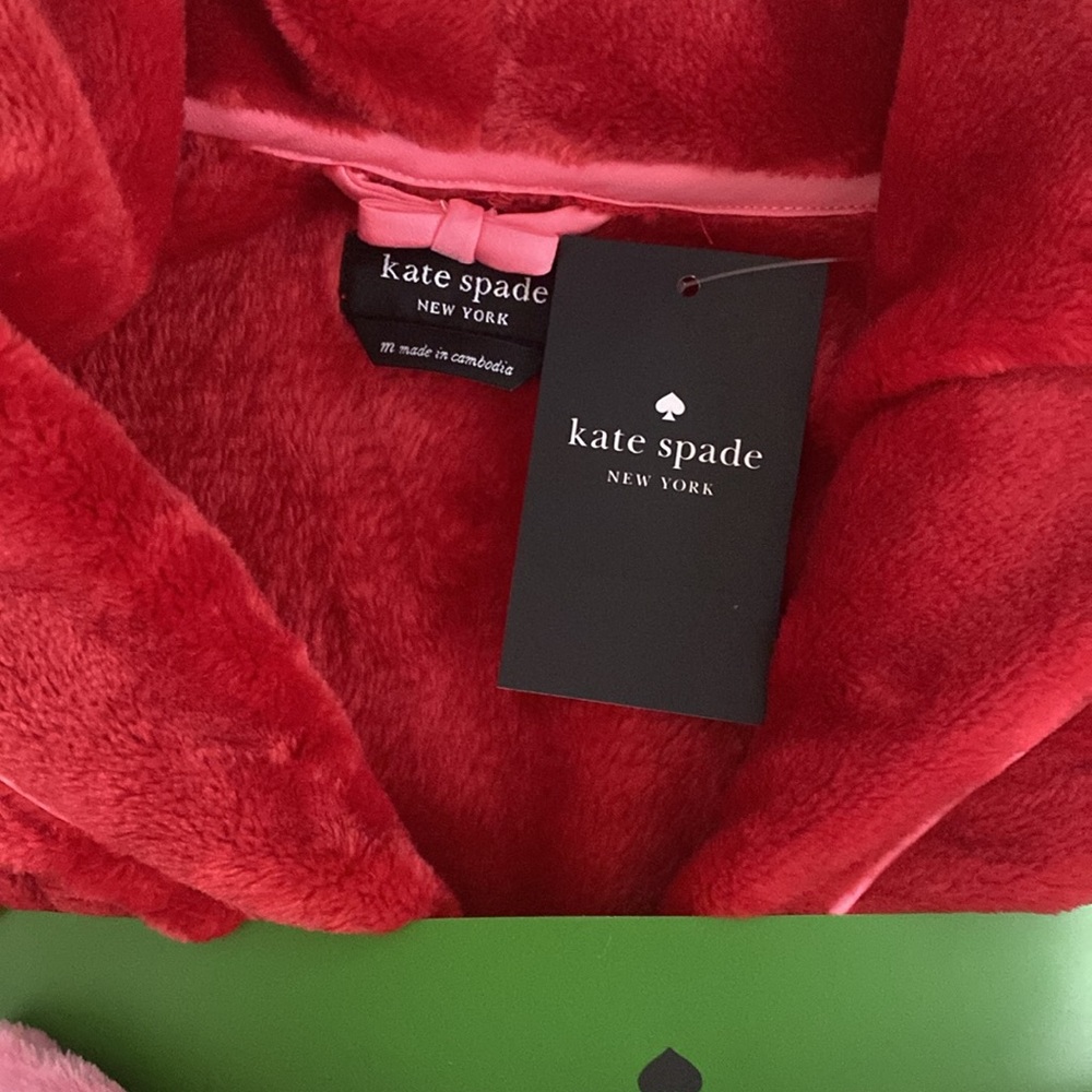 New Kate Spade Red & Pink Chenille Robe - Picture 4 of 5